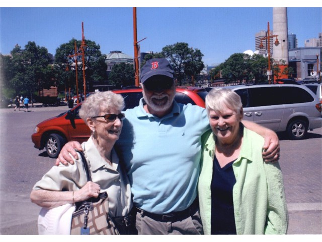 Pat and Peter with Jean in Winnipeg in 2010